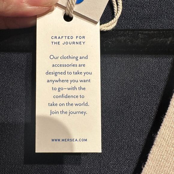 NWT Mersea The Anywhere Cardigan Luxury One Size Pockets Coastal Preppy Navy - Picture 9 of 11